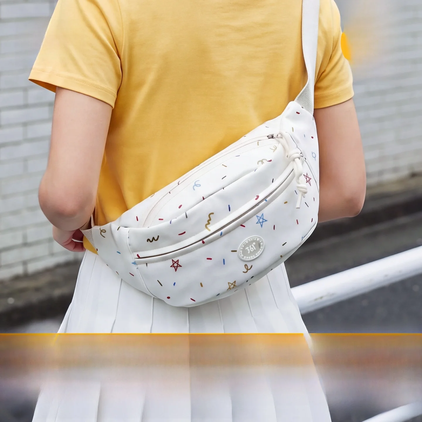 カジュアルスタープリントクロスボディバッグ軽量トラベルウエストバッグ女性用多用途かわいい団子型オックスフォード布レジャーバッグ