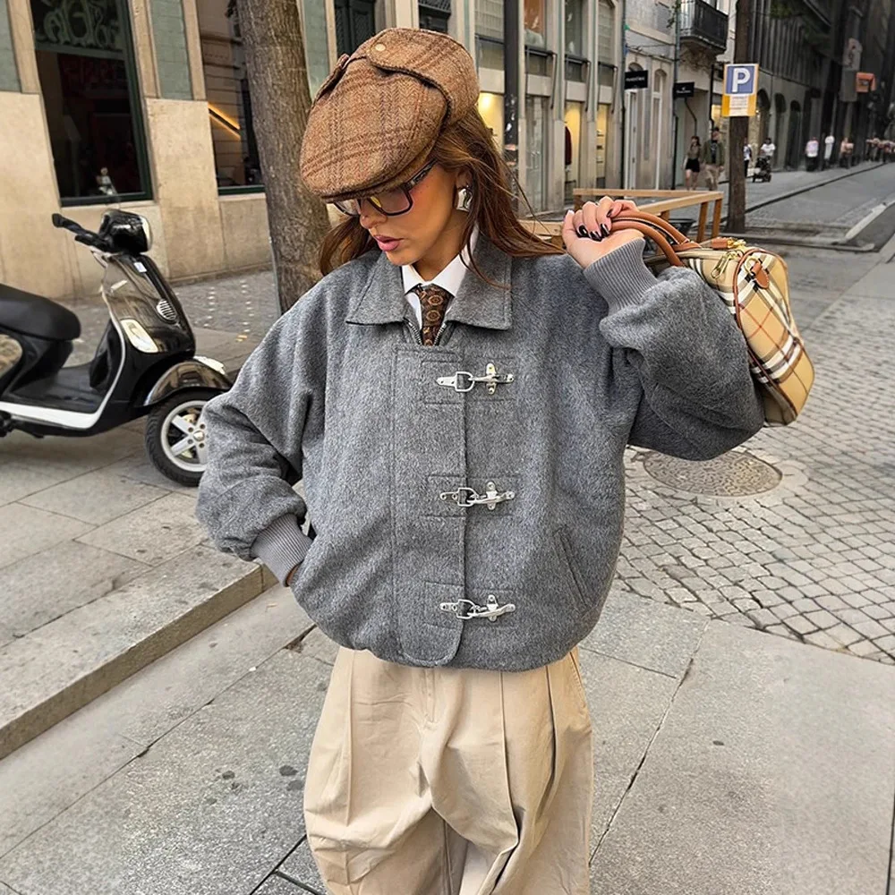 Women Vintage Autumn 2026 New Lady Commuting Clothes Winter Jacket Chic Airplane Buckle Loose Lapel Coat Long Sleeve Outwears