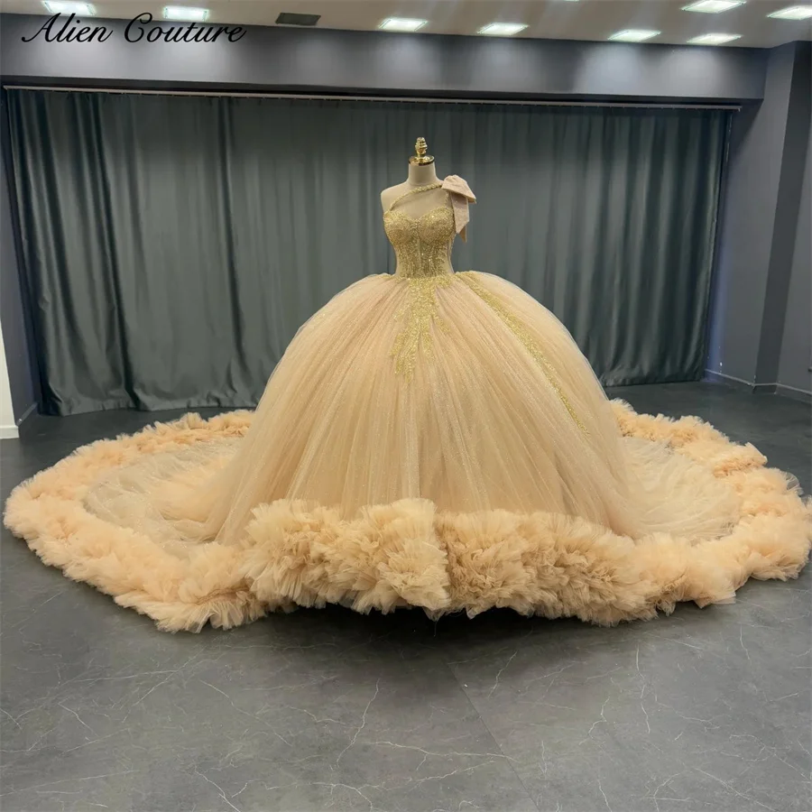 

Luxury Champagne Quinceanera Dresses Gown Bead Crystals Tiered Ruffles 15th Birthday Party Sweet 16 Ball Gown Customized