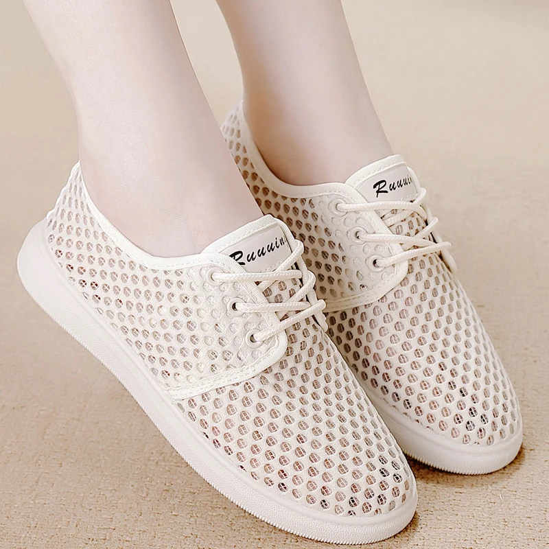 

2025 Summer Sneakers Women's Outdoor Jogging Soft Soled Breathable Fashion Tennis Lightweight Casual Mesh Shoes Tenis De Moda