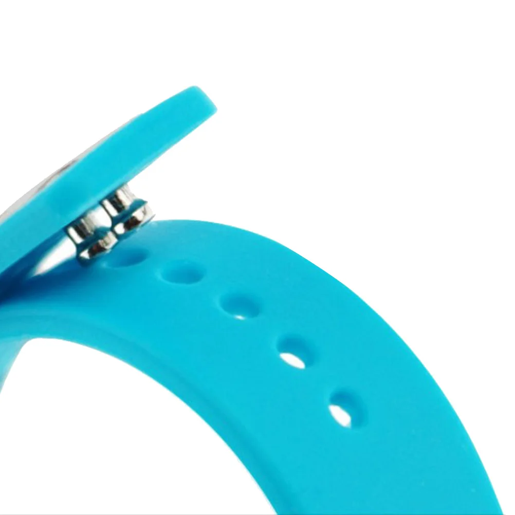 ساعة يد بحزام يد LED باللون الأزرق السماوي وشاشة رقمية قابلة للتعديل للرياضات الخارجية وحزام من السيليكون ووظيفة التاريخ والوقت Led