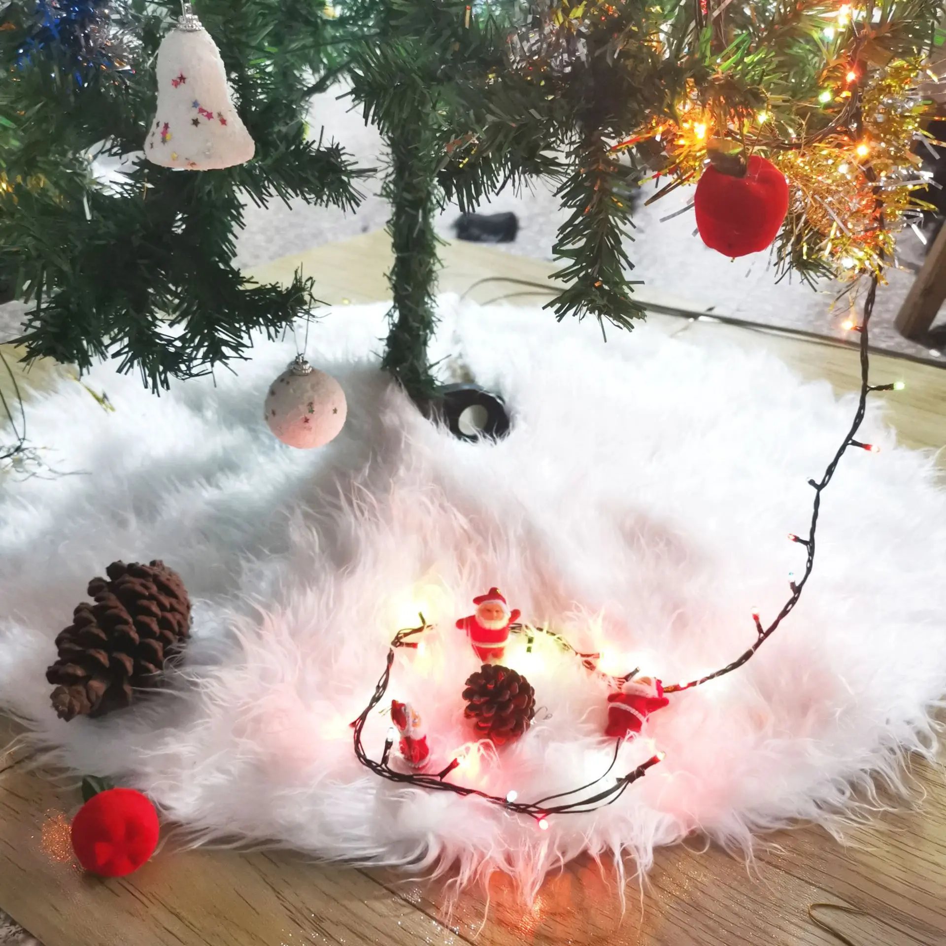 White Plush Christmas Tree Skirt New Year Xmas Home Decoration Merry Christmas Faux Fur Carpet Navidad Noel 120/90/78cm