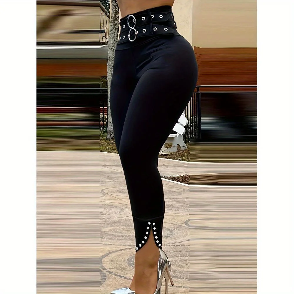 

Брюки с высокой талией и пряжкой с разрезом из бисера, украшенные люверсами и пряжкой