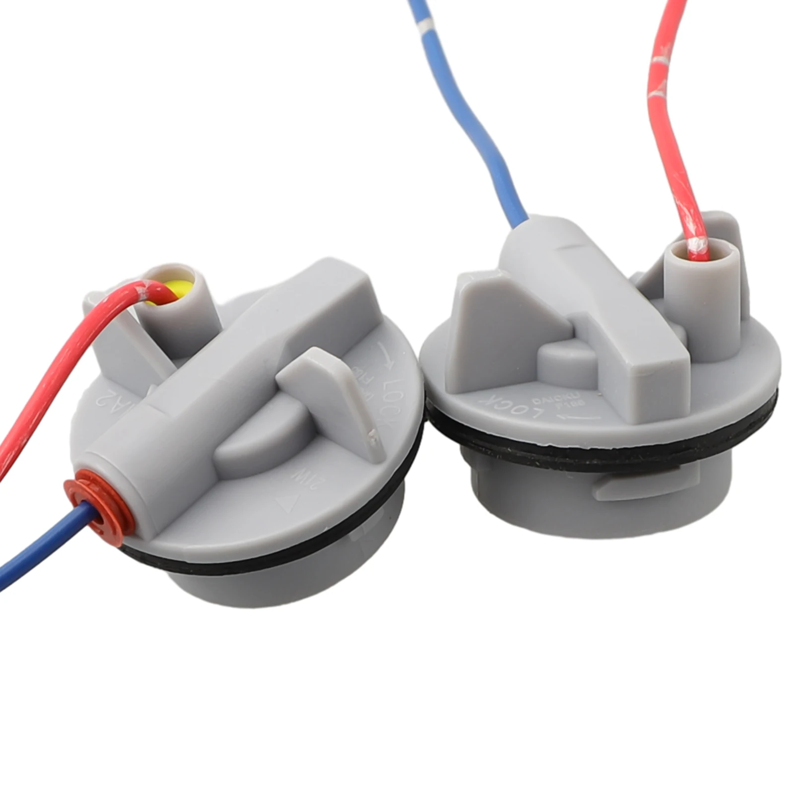 2pcs Car Bulb Holder Connector For Indicator Stop Tail Brake Light BA15S 1156 382  High Temperature Resistant Material Accessori