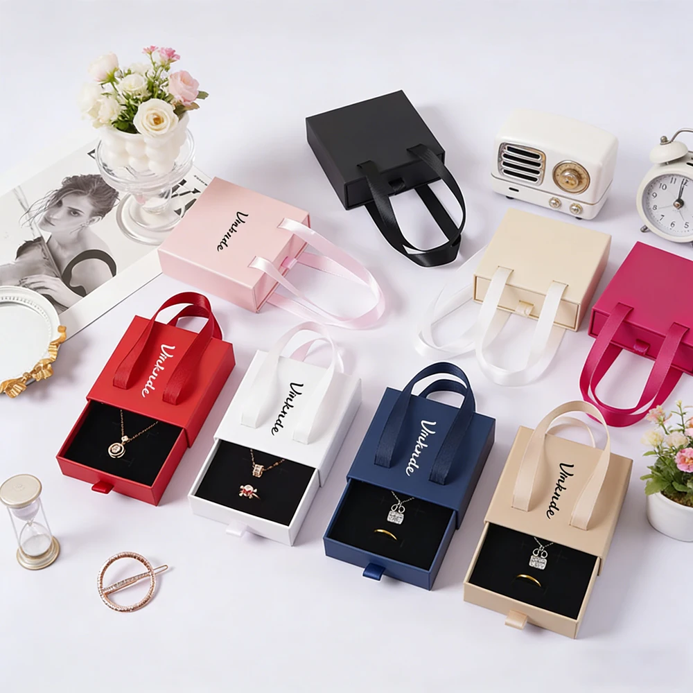 

50Pcs Wholesale Red Jewelry Case Ring Necklace Bracelet Packaging Boxes Portable Drawer Slide Out Paper Jewellry Box with Handle