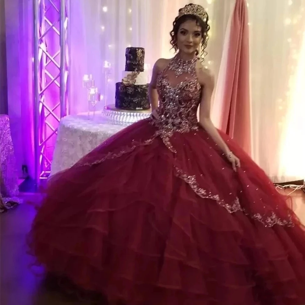 

Angelsbridep Burgundy Ball Gown Quinceanera Dresses Halter Tiered Beads Sweet 16 Girl Brithday Party Dresses Vestidos De 15 Años