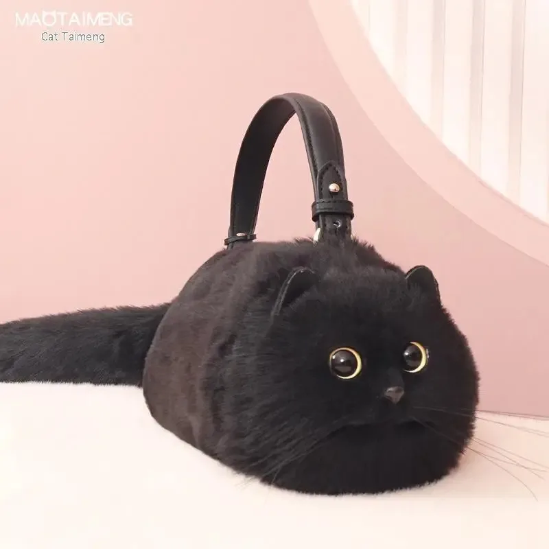 1PCS One Shoulder Bag Female Design Small Man Messenger Bag Versatile Hand Made Autumn and Winter Plush Cute Cat Bag