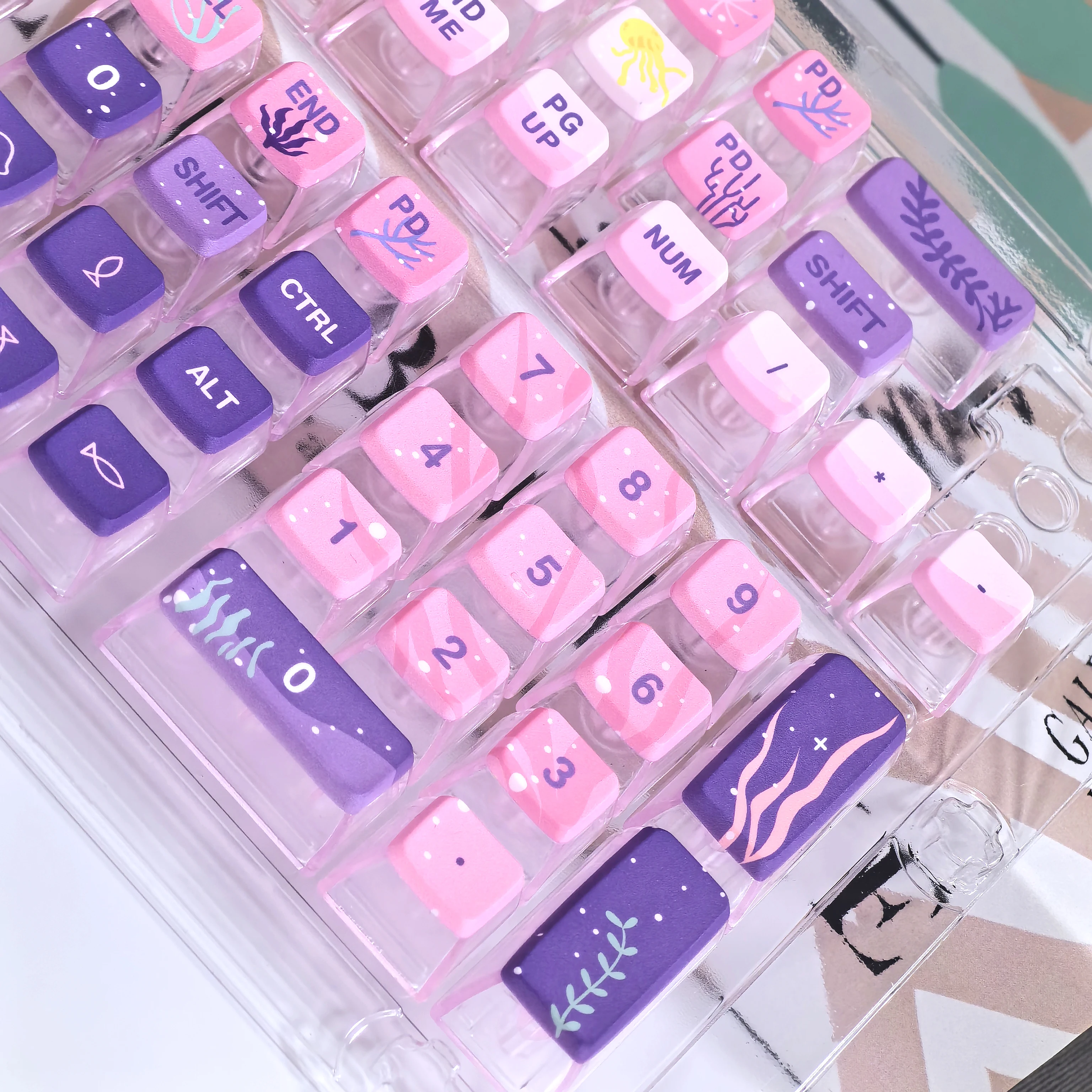 

Подводный мир Keycap Кристальный пудинг полупрозрачный 117-клавиши Asa высота Pbt + Pc киты градиентный цветной фиолетовый розовый Keycap