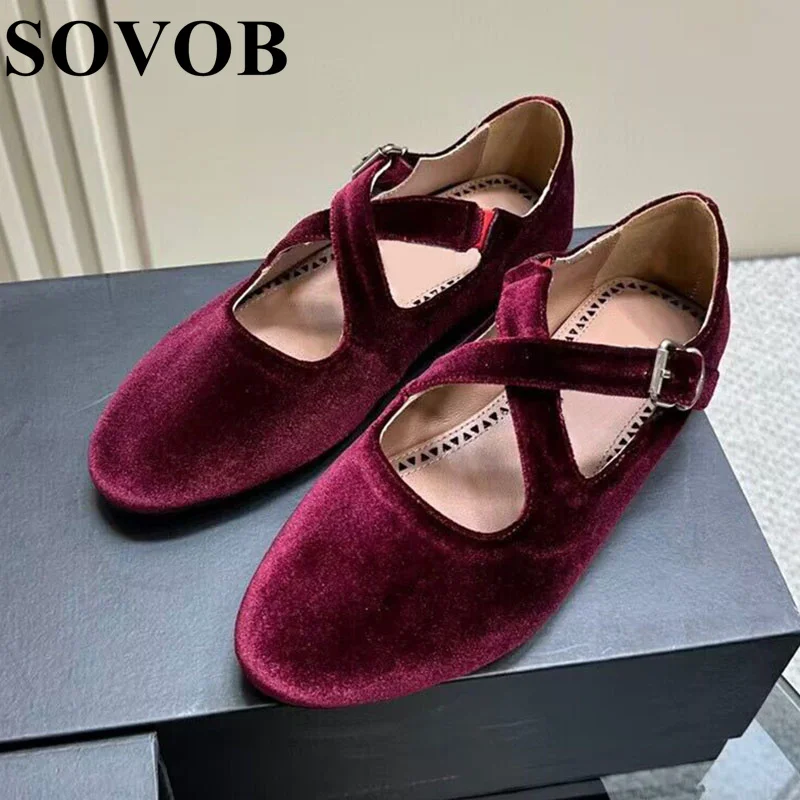 

Women's Round Toe Retro Sheep Suede Flat Shoes Cross Belt Buckle Casual Single Shoes Spring Daily Versatile Walking Shoes 2024