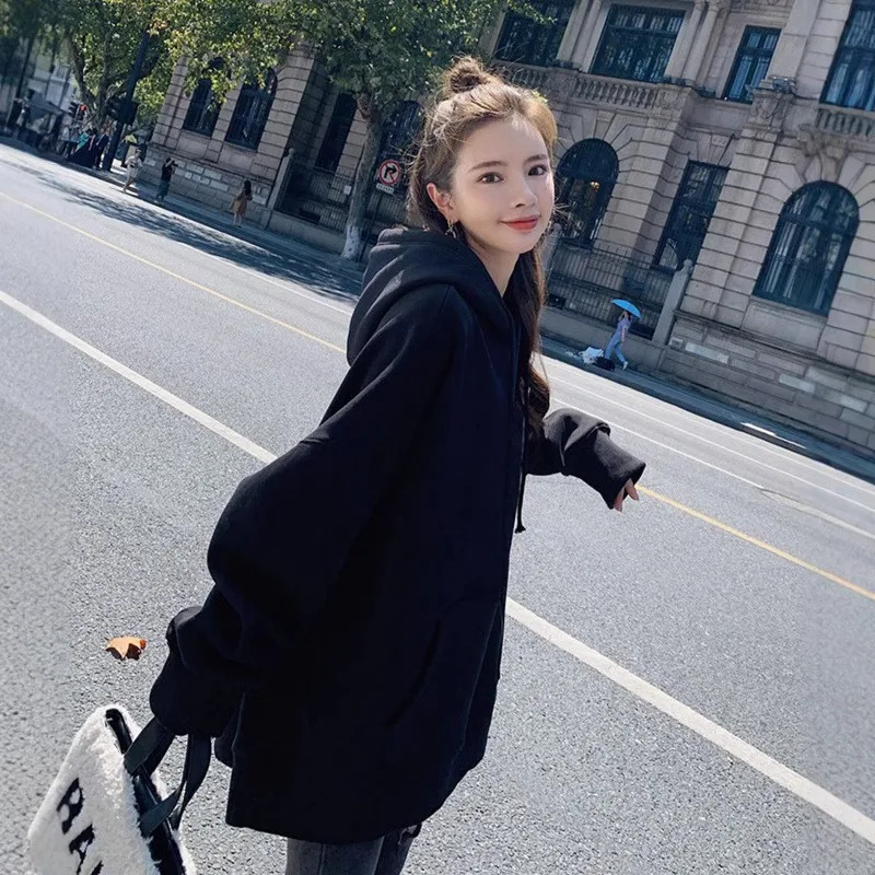 White hooded sweatshirt for women in autumn and winter, loose and lazy style, mid to long length, covered buttocks top jacket