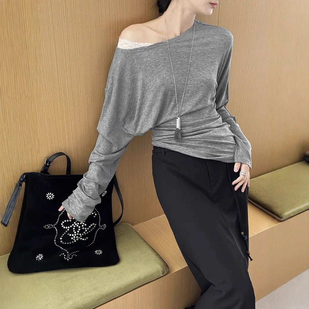 

Autumn New French Wool Slanted Shoulder Lace Patchwork Versatile Long-sleeved T-shirt for Women