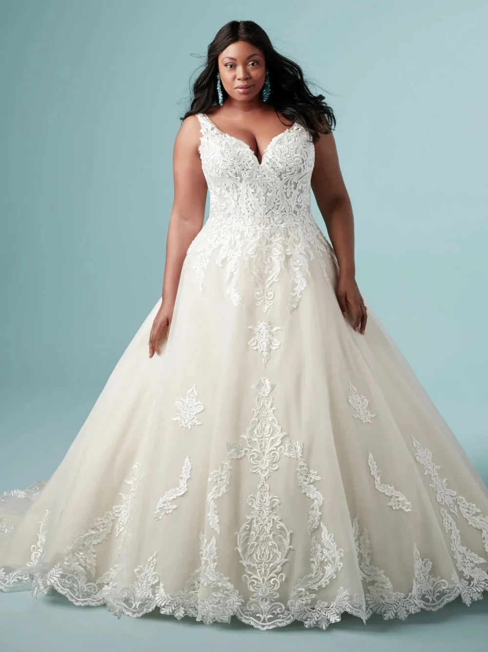 Robe de Mariée en Tulle à Col en V et Ligne A, Vêtement de Grande Taille avec Appliques en Fibre de Dentelle, Idéale pour la Plage et le Balayage, Nouvelle Collection d'Été