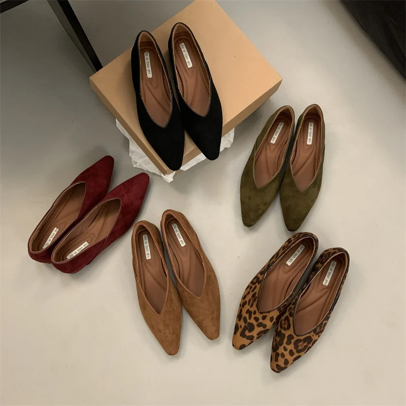 Fashion Women Flats Shoes Pointed Toe shallow Shoes Casual Slip-on Loafers Flats Ladies Mary Jane Shoes Leopard Print Ballerinas