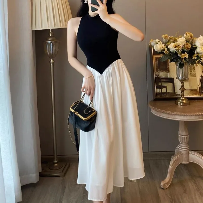 فساتين نسائية للعطلات ذات ألواح كبيرة عصرية ملابس الشارع الشهير على طراز الشاطئ موضة كورية بدون أكمام فساتين صيفية شعبية يوميًا