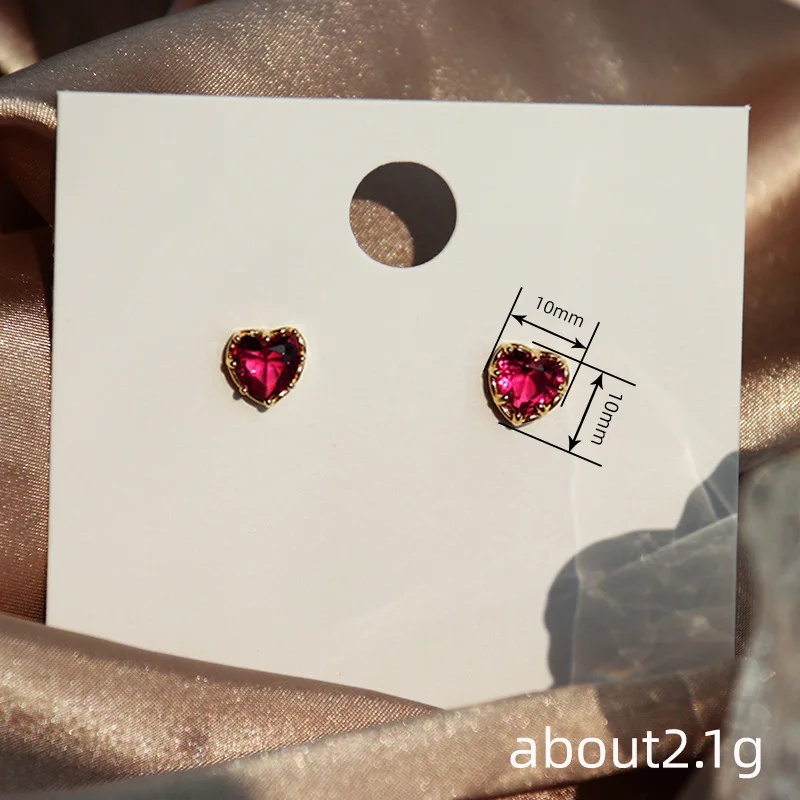Huitan Charming Heart Red Zirconia Pierced Earrings Bridal Wedding Jewelry Chic Ear Stud Graceful Lady Engagement Accessories
