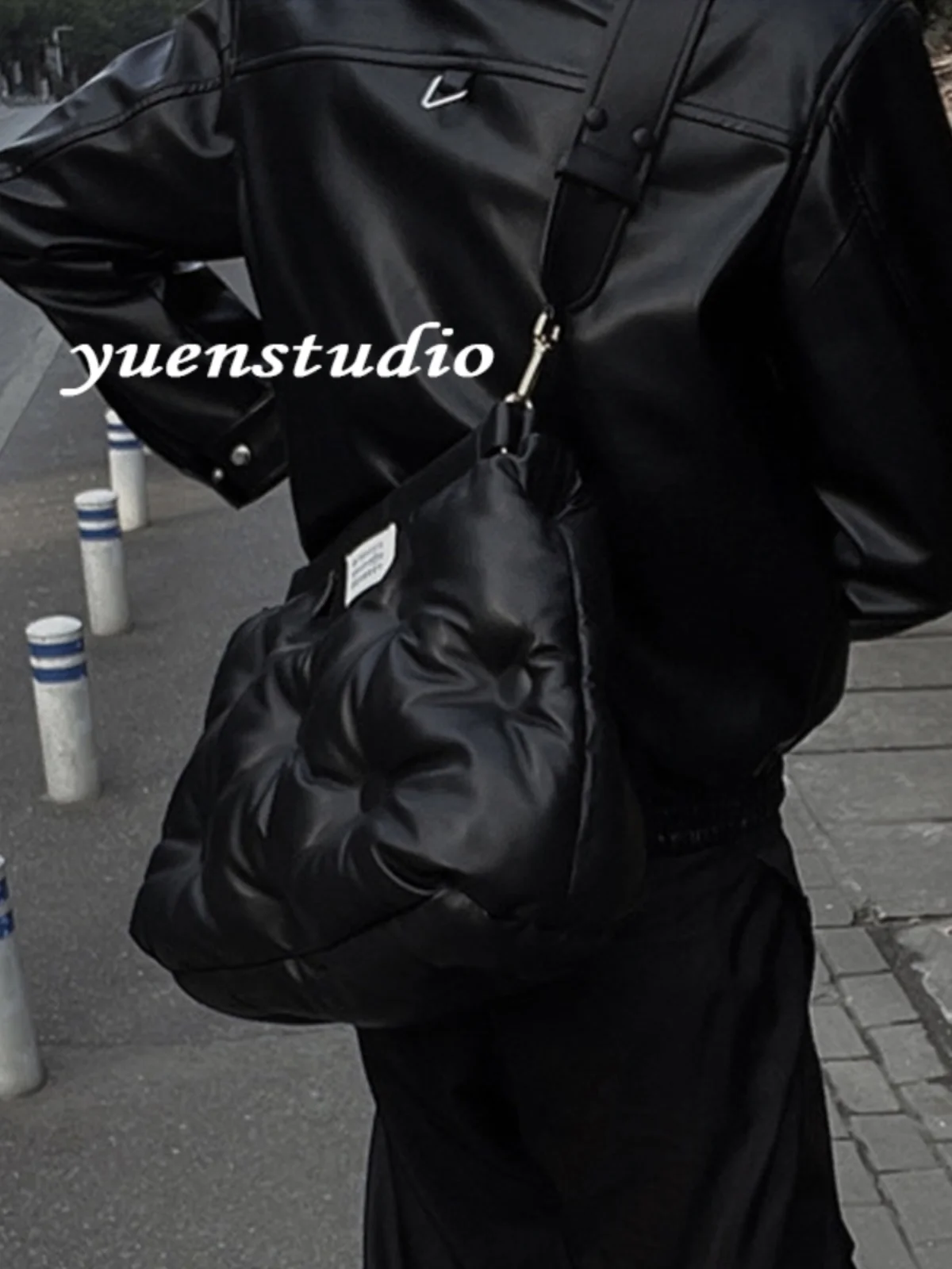 

YUEN ex Soft Leather down Feather Cloud Pillow Crossbody Bag Casual Lazy Sle Space Cotton Women's Men's oulder Bag