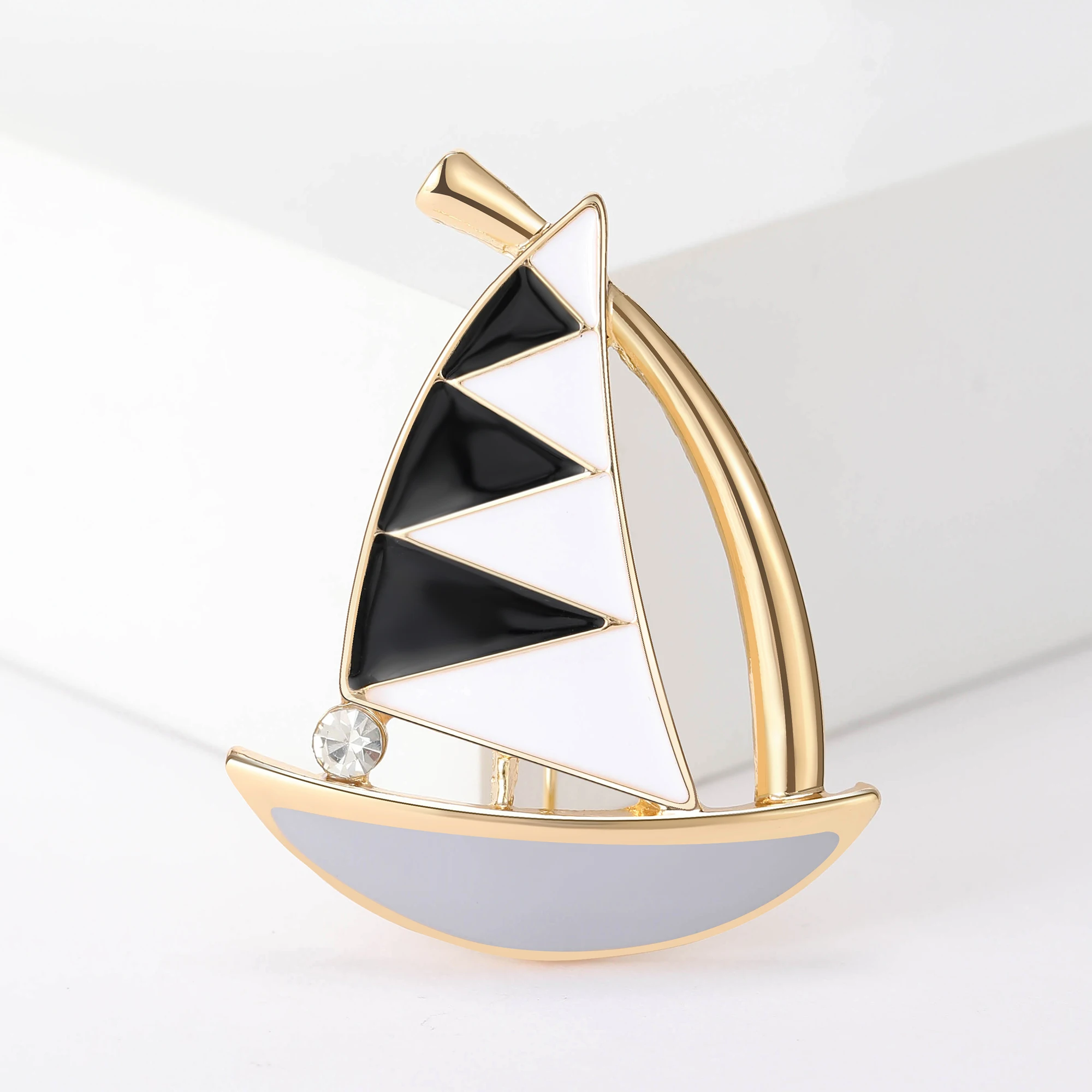Enamel Sailboat Brooches for Women Unisex Boat Pins Multi-color Available Office Party Accessories Gifts