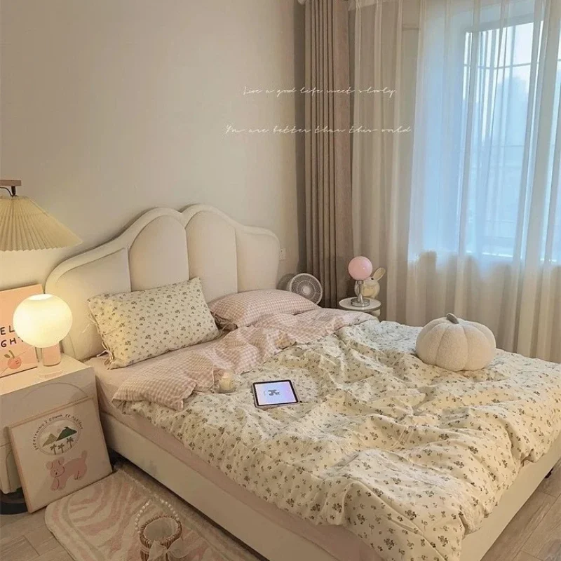 

New butterfly princess bed, cream wind girl master bedroom double bed