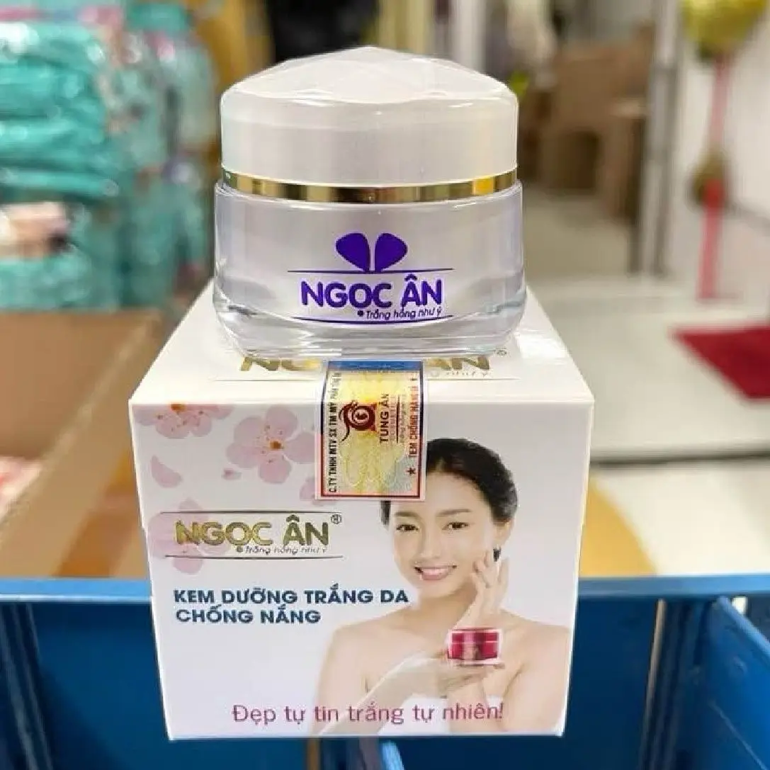 Vietnam Face Cream ngoc an kem Trang da chong nang 12g