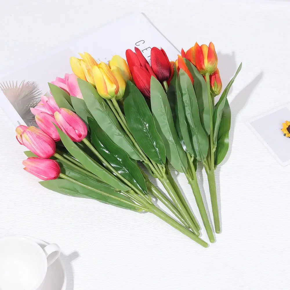 Photo Props Home Decoration Flower Bouquet Desktop Ornament Artificial Tulip Real Touh Leaf Simulation Plant 5 Heads Buds