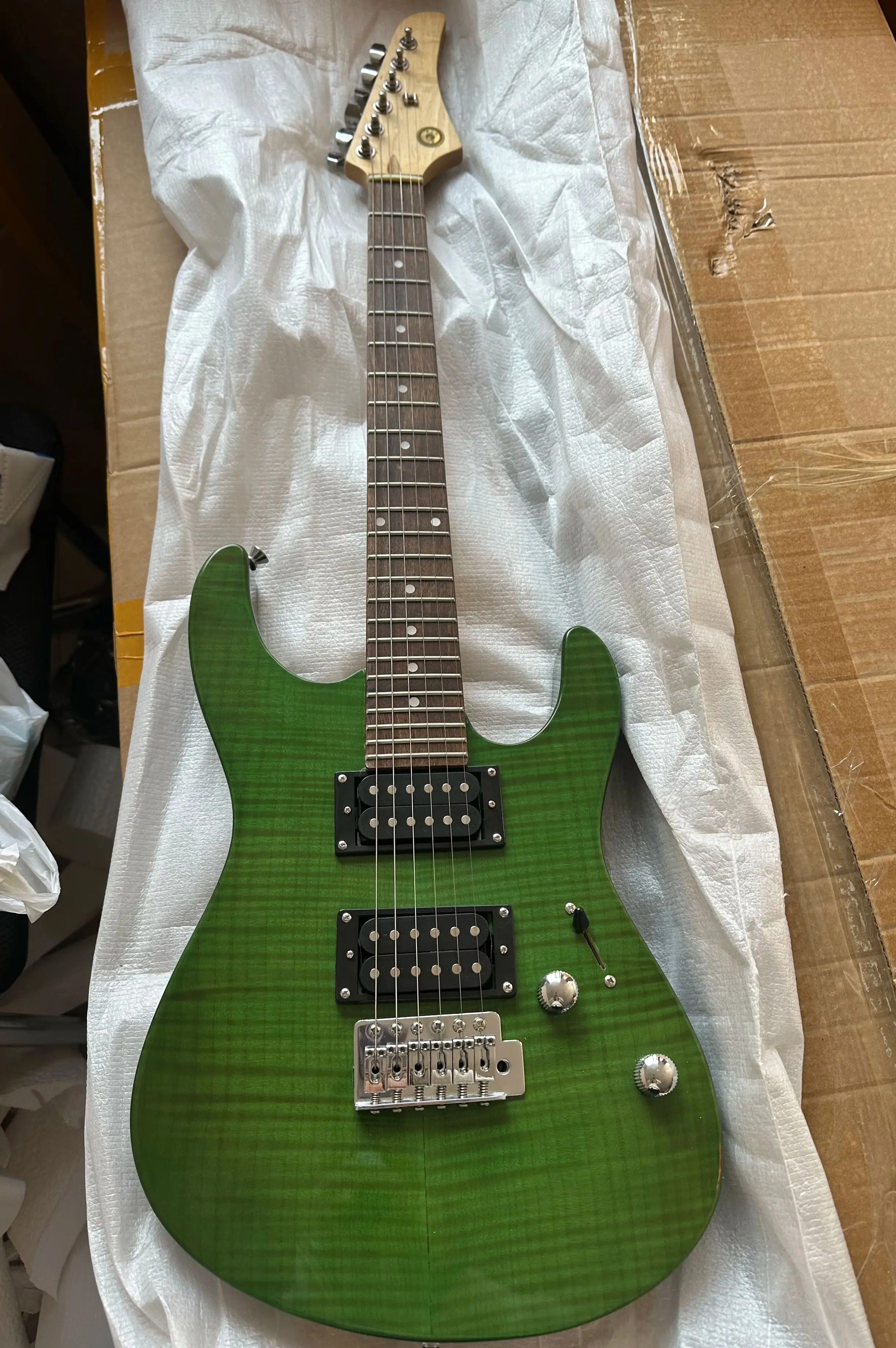 Defctive Mini Electric Guitar 36 Inch with HH Pickup,Rosewood Fingerboard,Factory Direct Sales of Stock Products