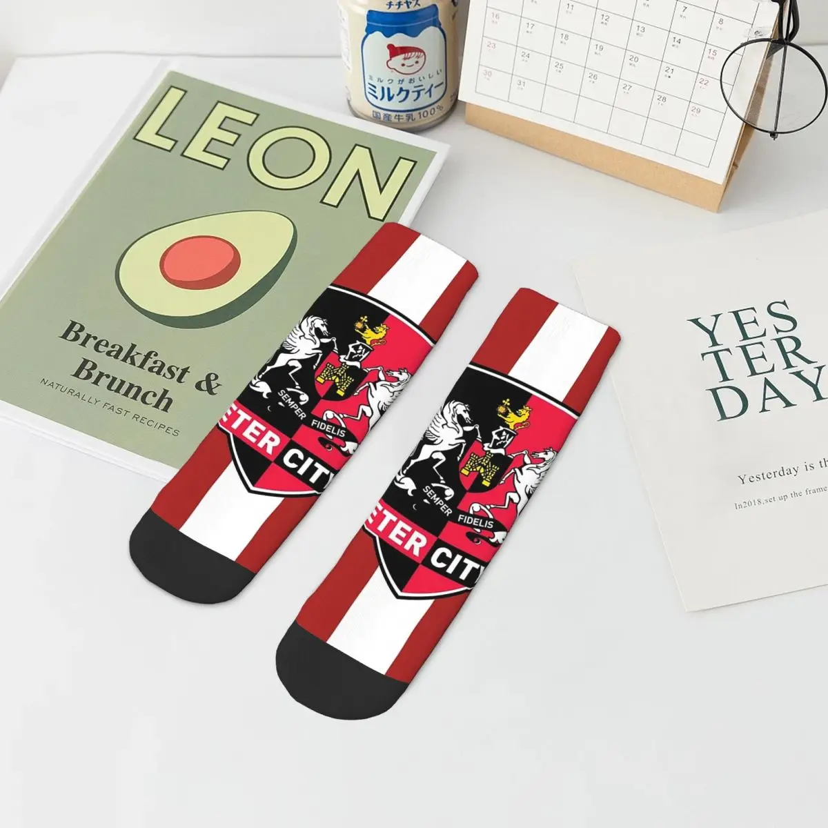 Kaus Kaki Exeter City FC Stoking Penyerap Keringat Harajuku Aksesori Kaus Kaki Sepanjang Musim untuk Hadiah Natal Pria Wanita
