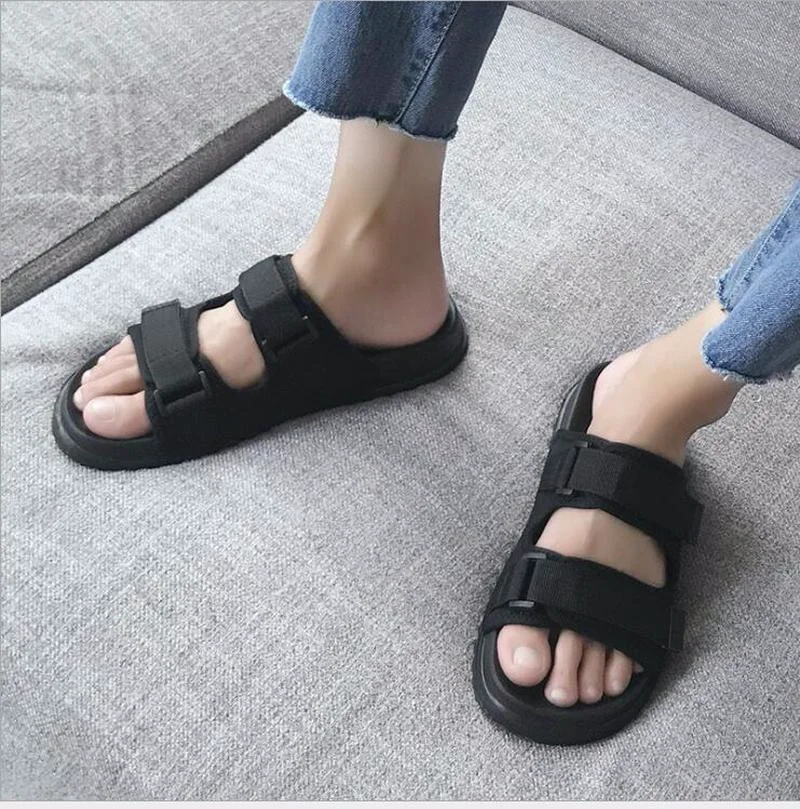 Fashion Light Weight Casual Men Sandals Cool Outdoor Slippers Summer Flip Flops Comfort Non Slip Man Beach Shoes Zapato Hombre