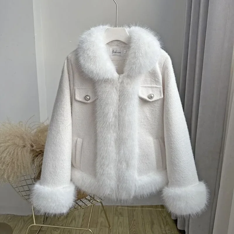 Women New Year's War Robe Sparkling Small Fragrant Wind Faux Fox Fur Grass Coat Small stature 2025 New Combination Fashion Coat