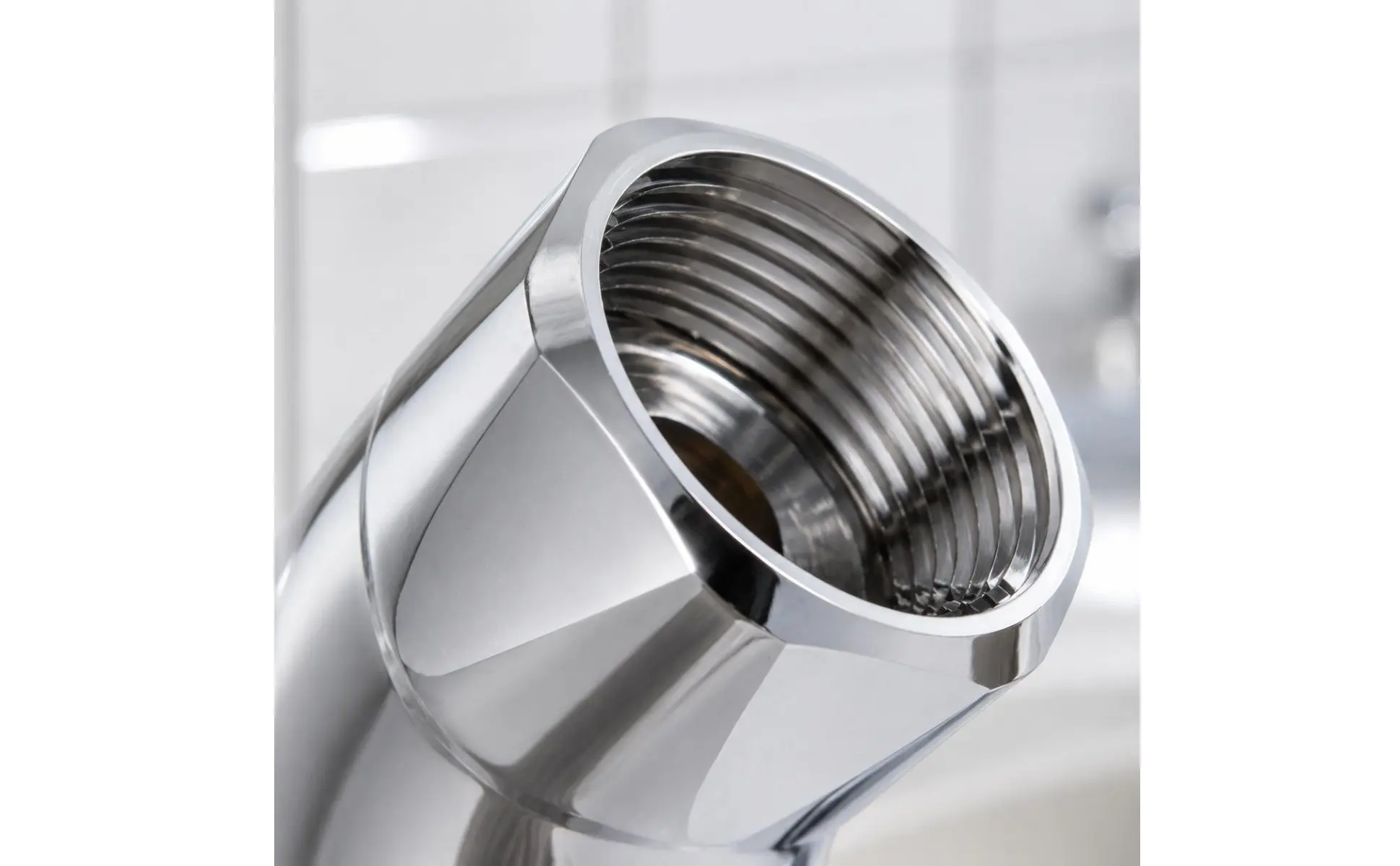 Adjustable Shower Angle Adapter Polished Metal Swivel Shower Elbow Bathroom Fixture Easy Installation High Pressure Resistance