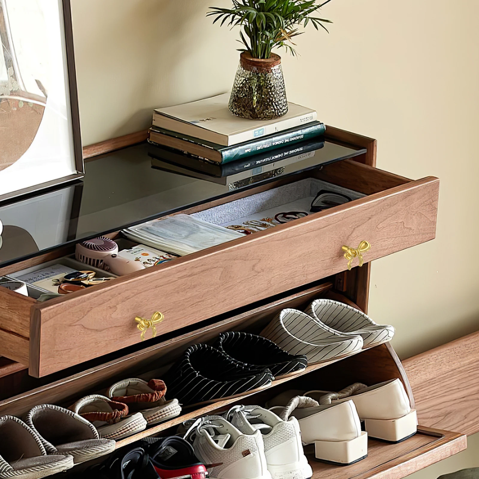 

2 шт., латунные ручки для ящиков шкафа в форме лука, золотые ручки с бантом для комодов, шкафов, шкафов, мебели