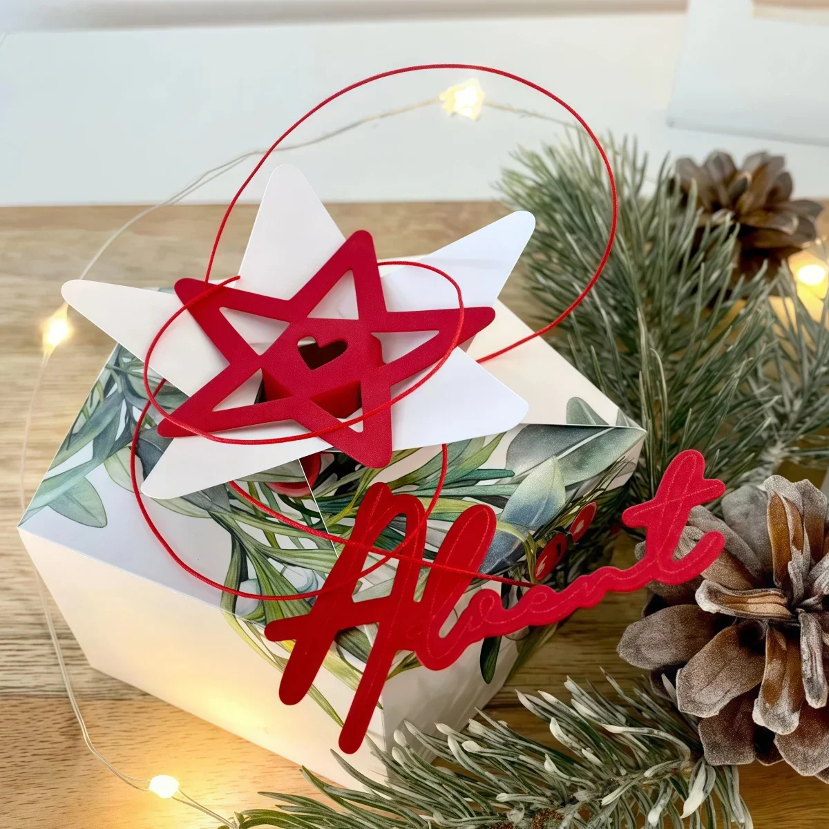 2025 جديد وصول ثلاثية الأبعاد هدية صندوق نجمي قطع معدنية يموت لصنع بطاقة القصاصات سكين قالب شفرة لكمة الاستنسل troqueles