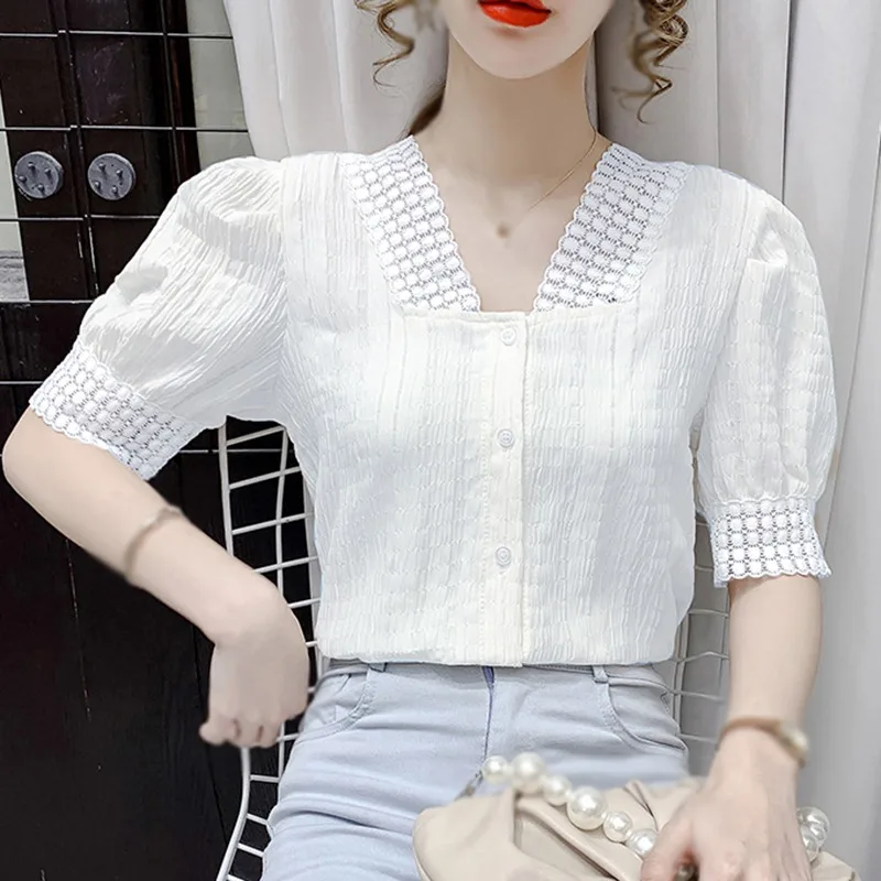 Women's V-Neck Single Breasted Tops Pleated Bubble Sleeve Short Sleeve Blouse Lace Lace T-Shirt