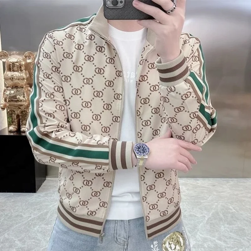 Spring/summer 2024 new European fashion zipper collar printed jacket men\'s fashion brand handsome casual coat.