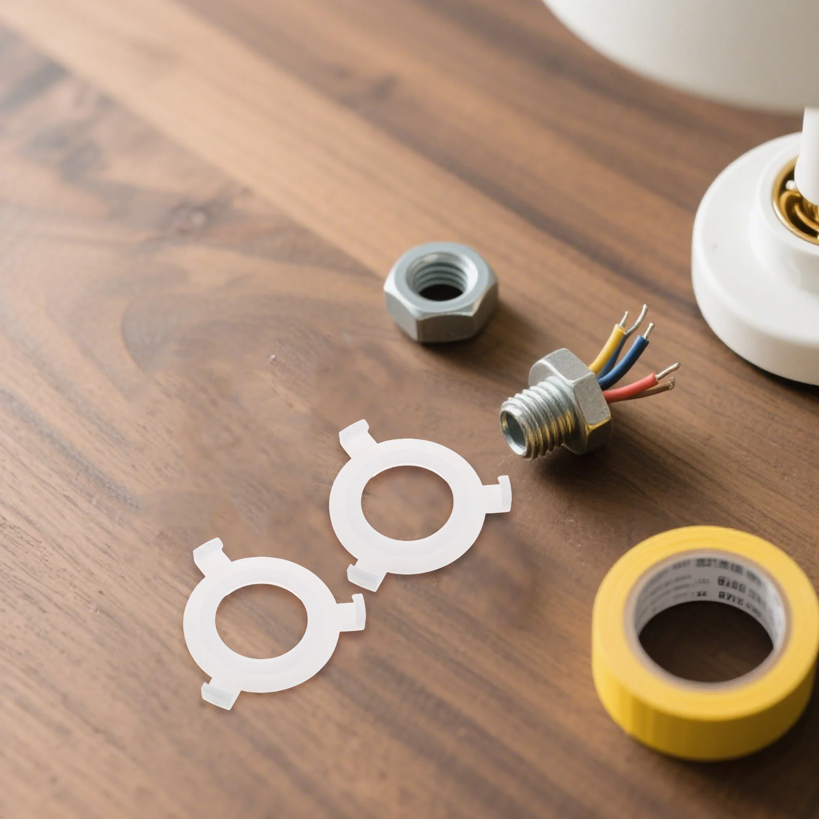 50Pcs Lampshade Converter Rings E27 to E14 Clip-on Socket Adapter White Plastic Reducer for Table Ceiling Lamps Light Fixture