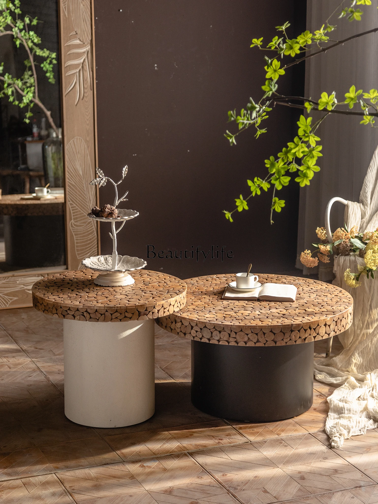 

Ruili Style Solid Wood Stitching Tea Table B & B Distressed round Art Small Table