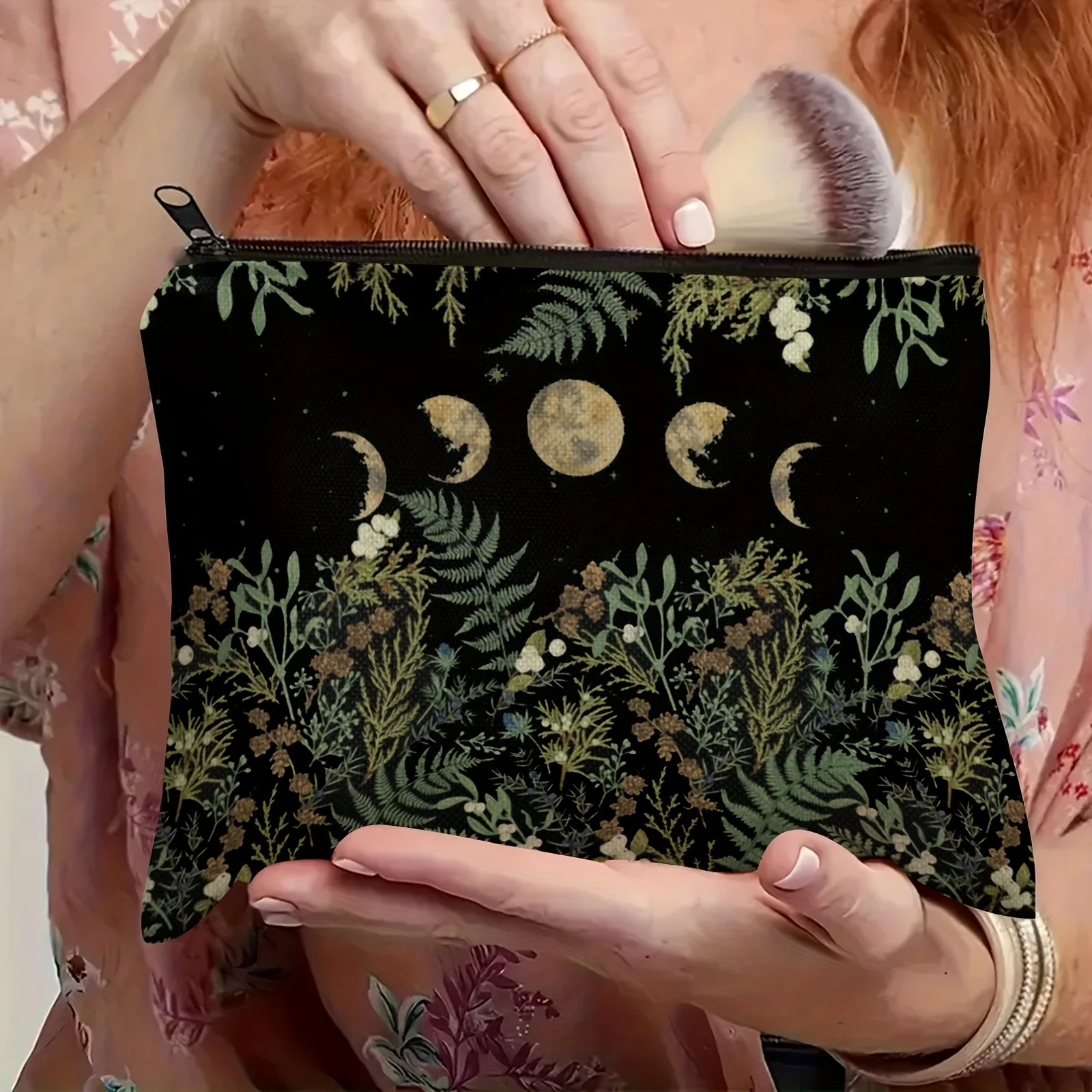 Grüne Hexe Natur Mondphase Wald Boho Tarot Reißverschlusstasche Kosmetiktasche Halbmond & Laubstifte, Reisezubehör – Detail 3