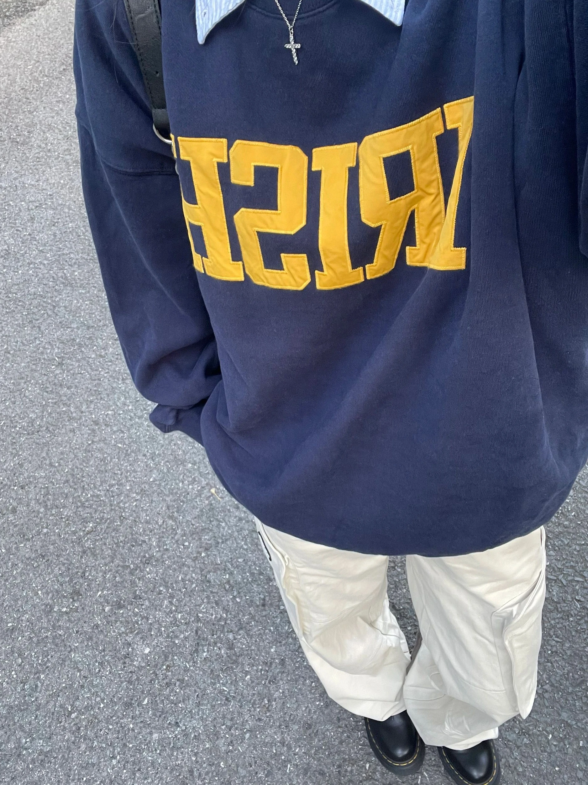 

Autumn New Sle American Retro k Blue BM round Ne Sweatirt Women Loose Lazy Sle oulder Drop Outerwear