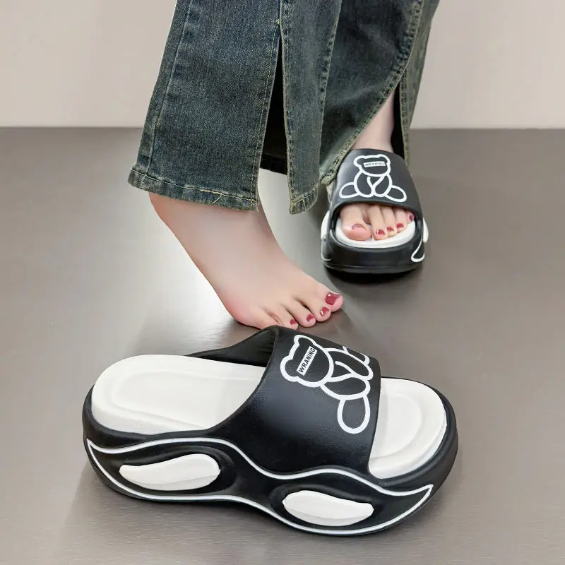 New Bear Pattern Slippers Woman High Heel Platform Slides Home Shoes Beach Clogs Women Summer Chunky Slipper 6.5 cm Thick Sole
