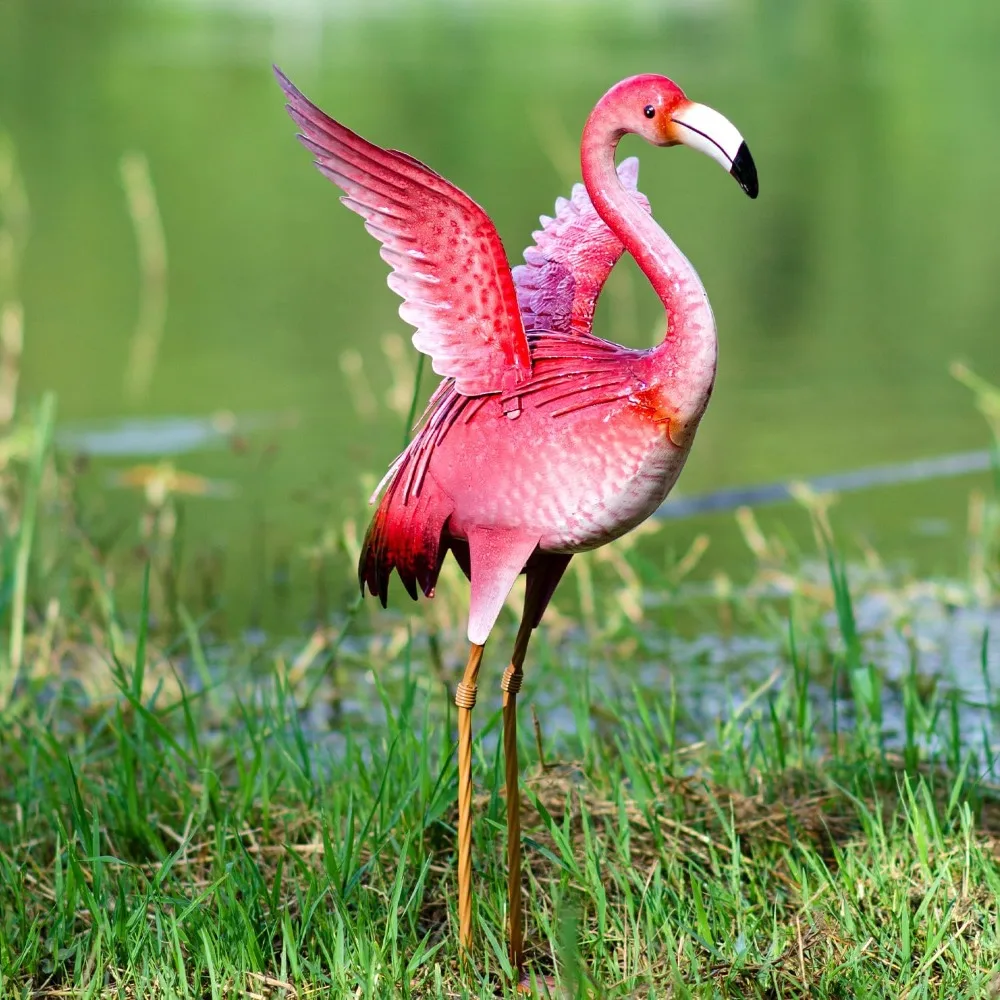 

Garden Flamingo Statues and Sculptures, Outdoor Metal Bird Yard Art, Pink Flamingo Lawn Ornament for Patio Backyard Porch Decora