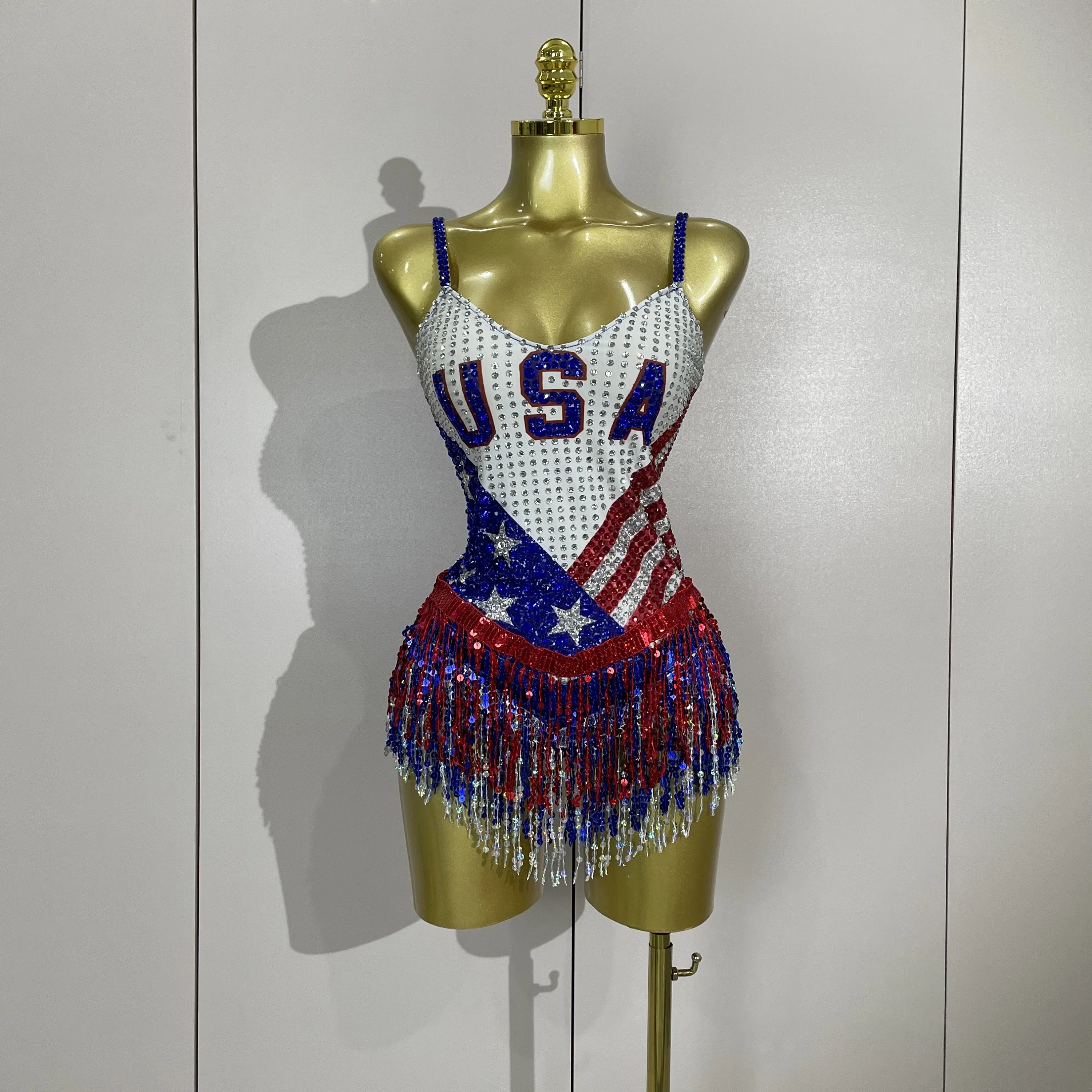 

2025 New Sparkly Rhinestones Tassel Bodysuit Women Sexy Team Performance Dance Costume Singer Dancer Leotard Show Stage Wear