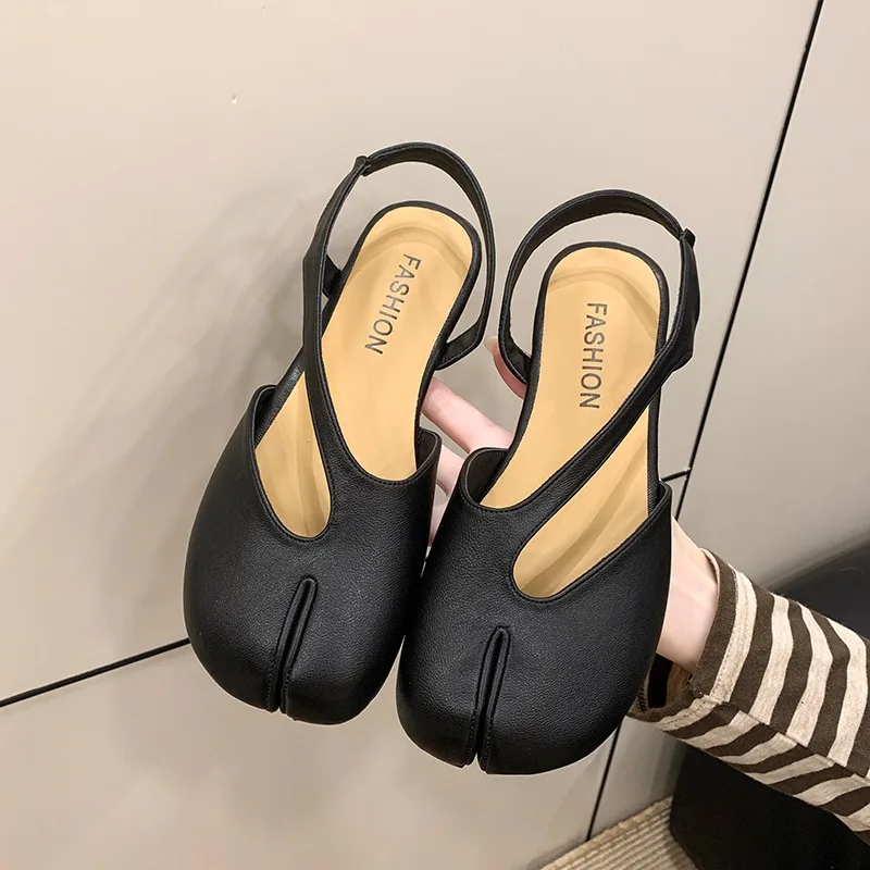 Zapatos de moda para mujer: Bailarinas con punta dividida, sandalias tipo slingback, Tabi, Mary Janes, zuecos para caminar y sandalias de verano 2026.