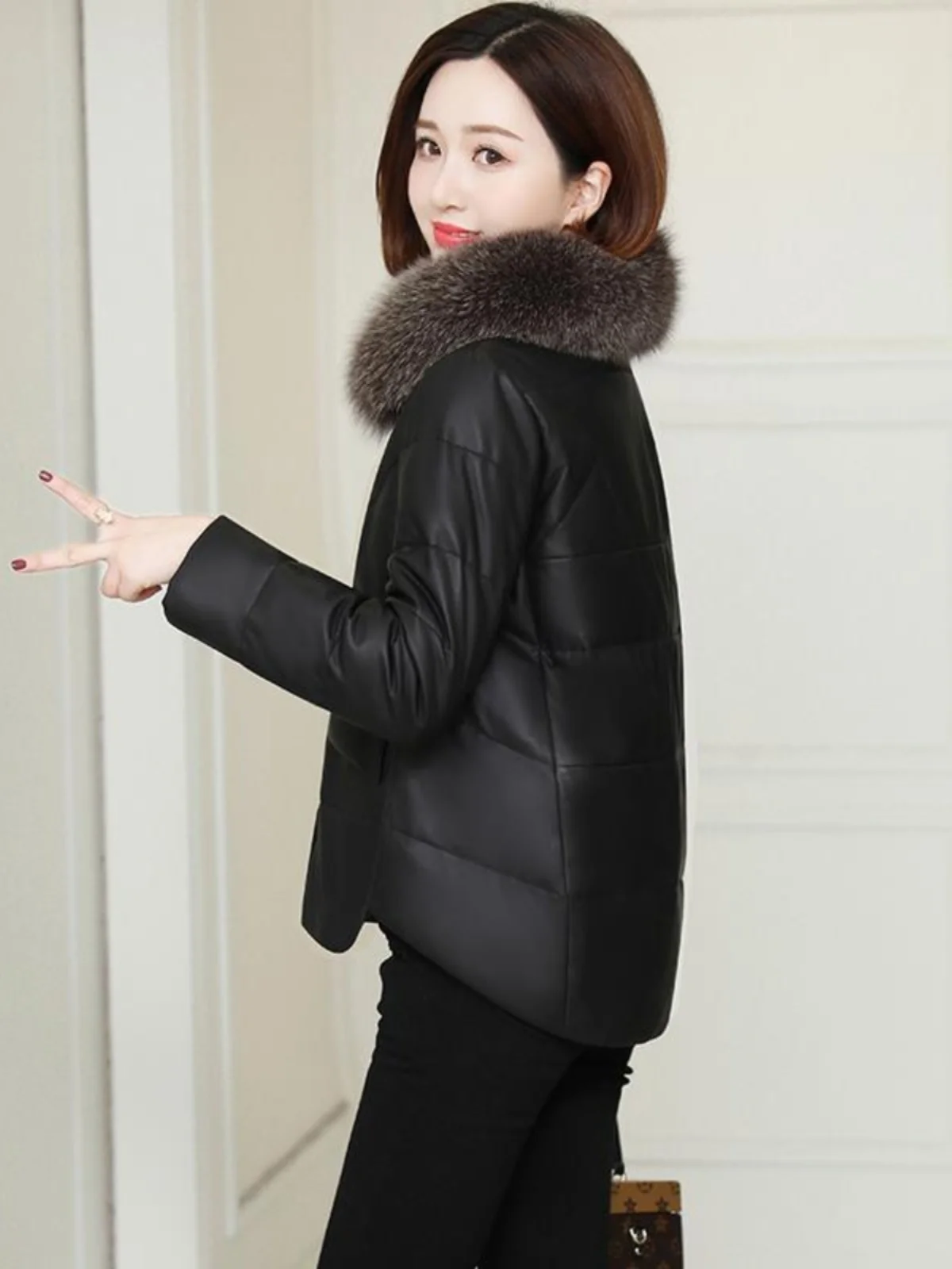 

Women's ort Thiened eepskin PU Leather Jaet Winter New Sle Fur Collar down Coat Slimming Effectiven