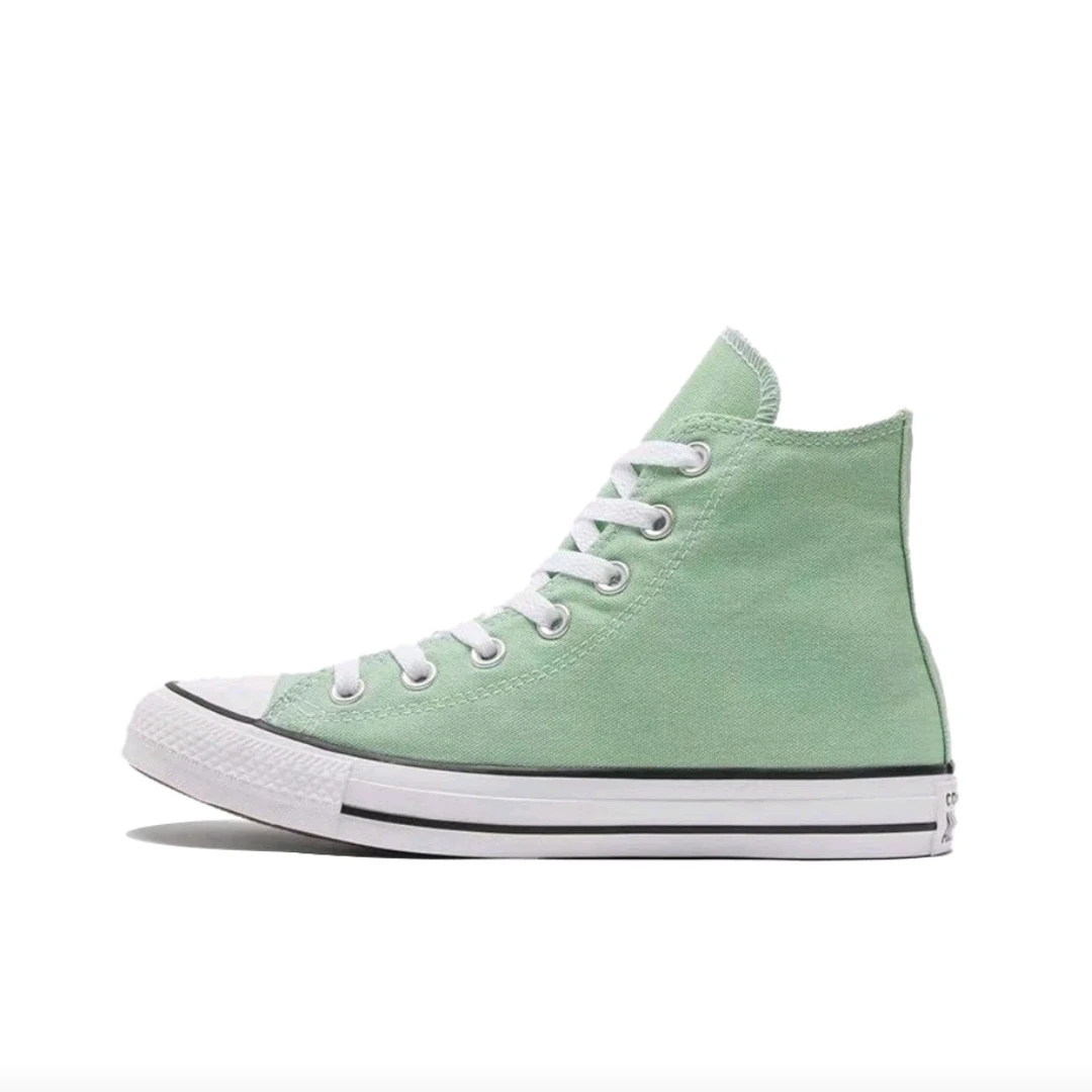 Converse Chuck Taylor All Star Lightweight Skateboarding Sneakers