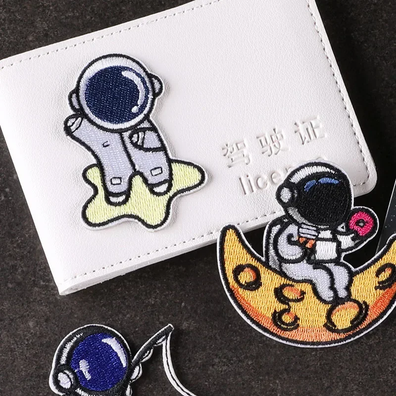 Cartoon Astronaut Patches on Clothes Stickers Self-adhesive Stripes for Clothing Embroidery patches Appliques UFO Rocket Badges