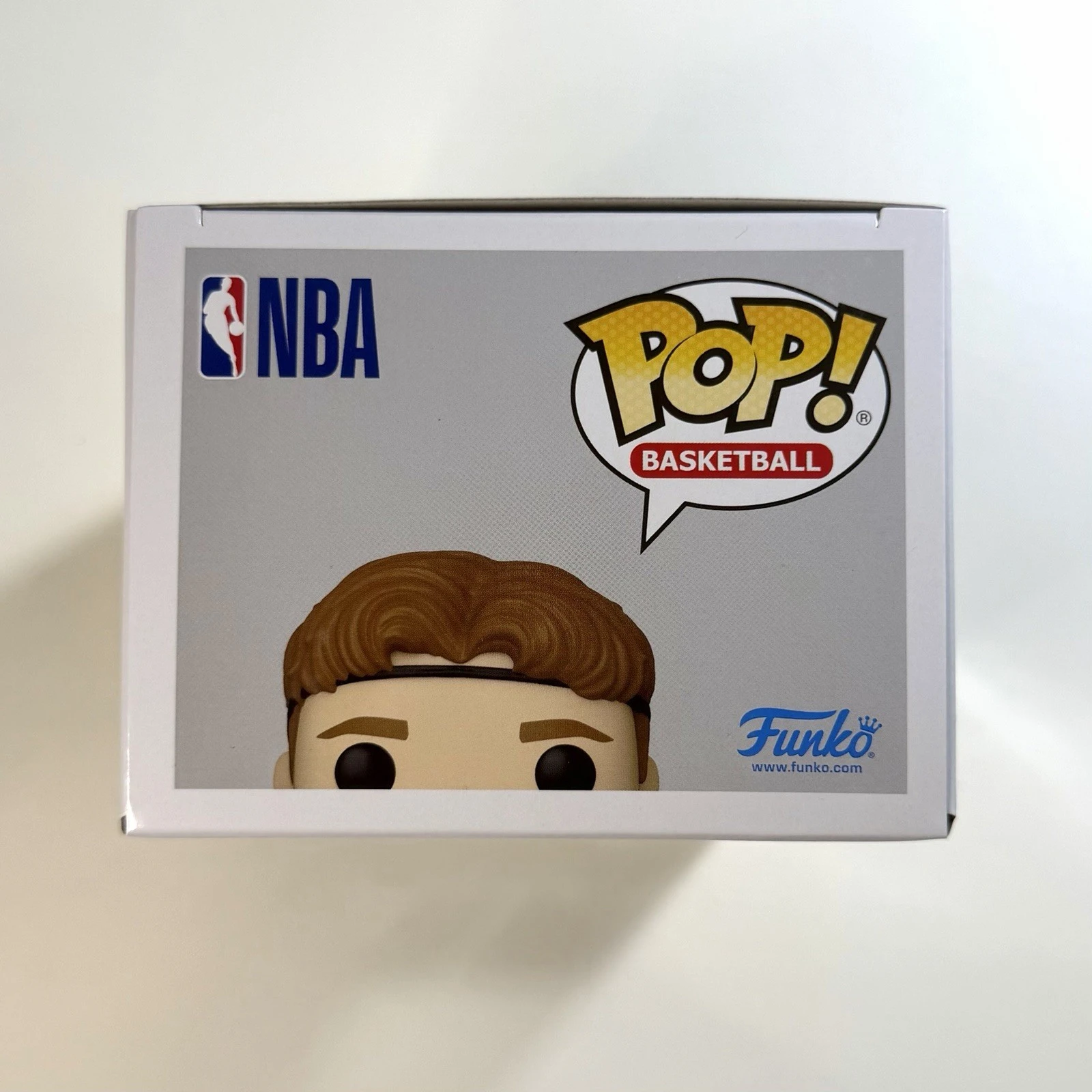 NBA Luka Dončić 2025 Statement Edition Uniform Vinyl Figure Funko Pop 221 Officially Licensed Collectible Desktop Decor Gift view 6