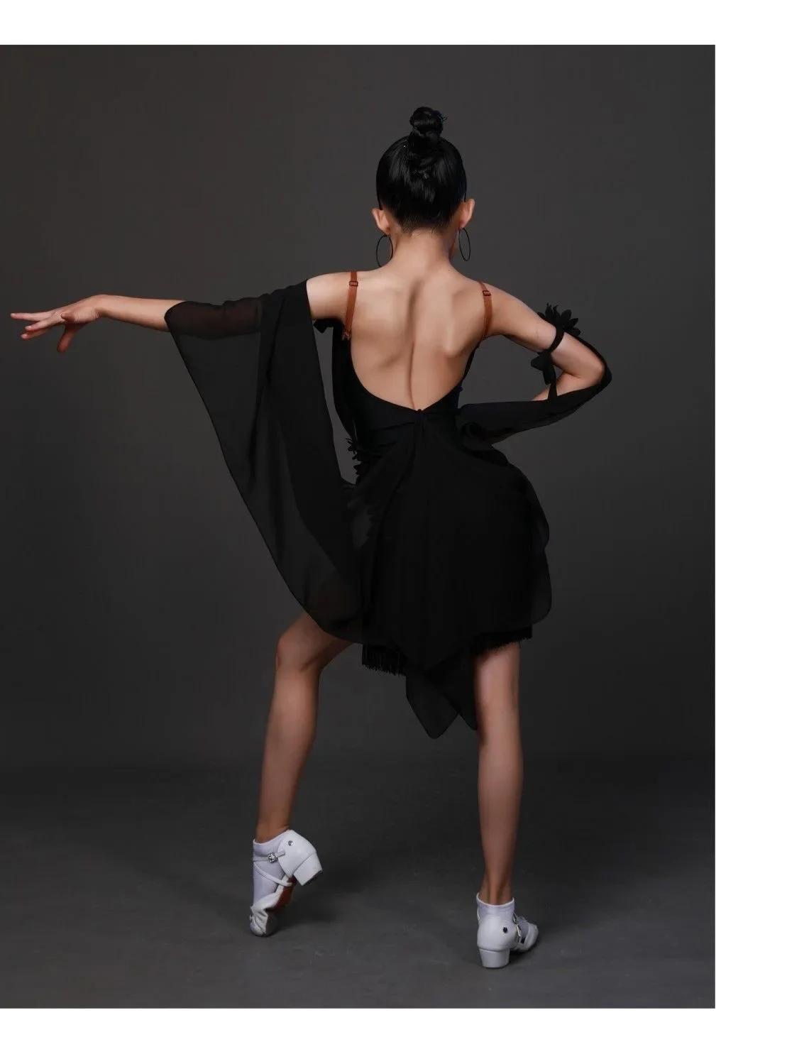 

New Child Tassel Latin Dance Dress Girls Cha Cha Samba Tango Ballroom Rumba Clothes Sling Girls Competition Performance Costume