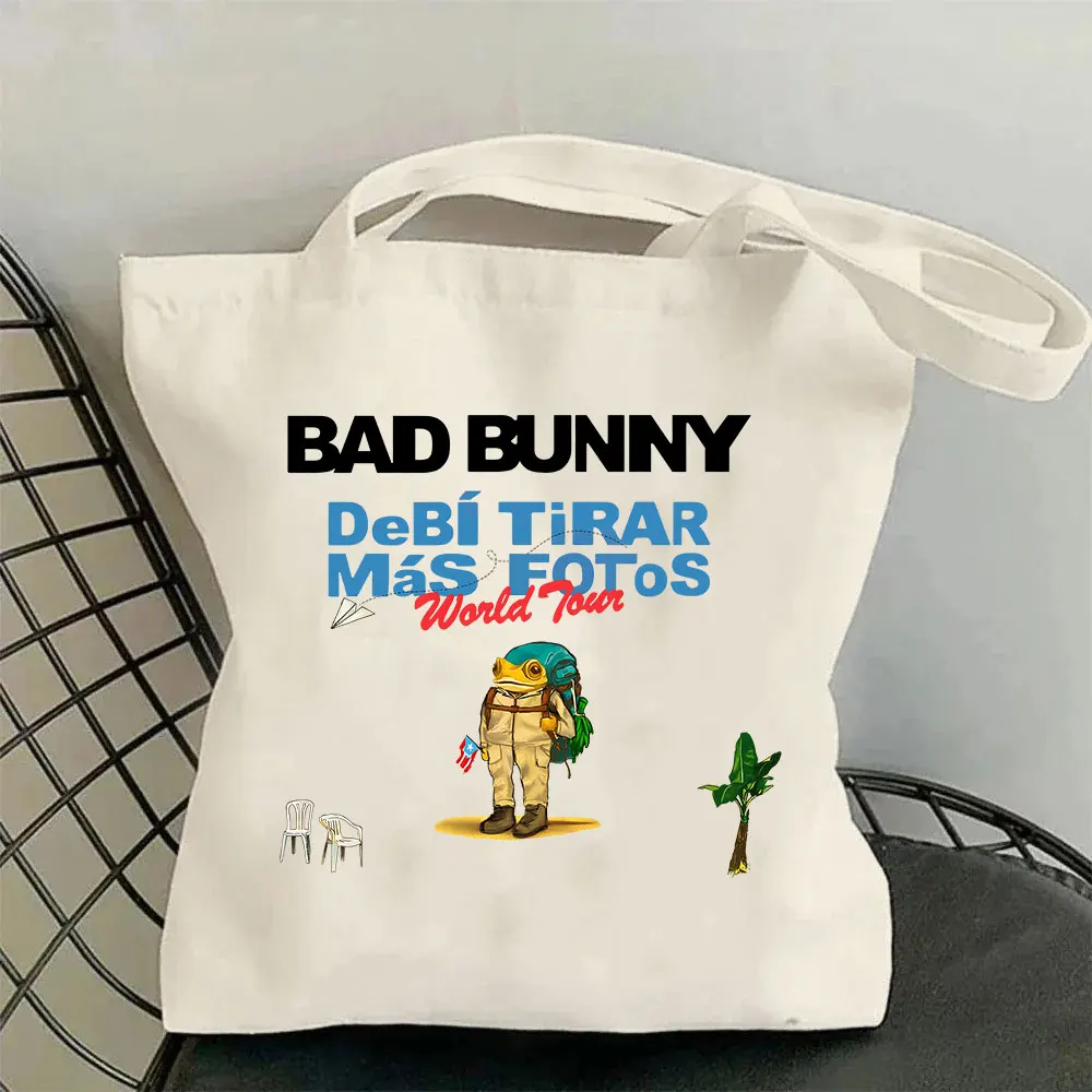 باد باني DTMF جولة حول العالم 2025-2026 حقيبة تسوق ديبي تيارار ماس فوتوز قماش المتسوق حقيبة فتاة موضة حقائب كتف #4