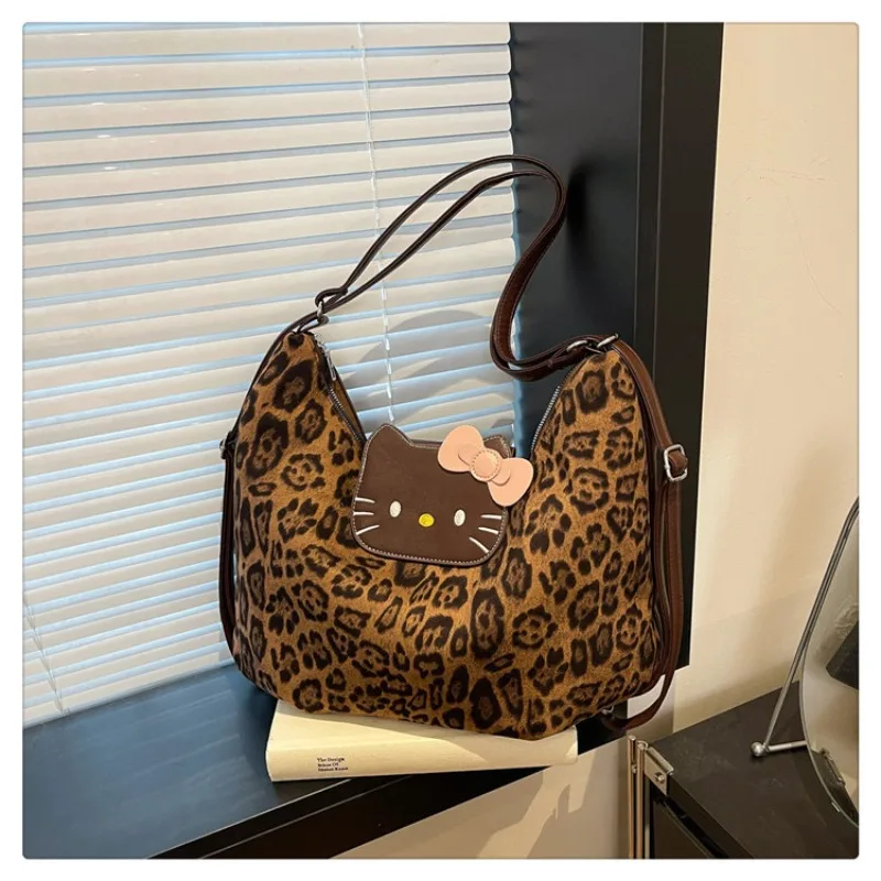 

Kawaii Hello Kitty Shoulder Bag Cute Large Capacity Storage Women Shoulder Bag Versatile Casual Decoration Girl Gift Wholesale