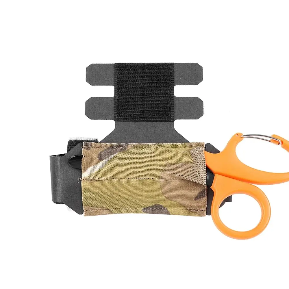 Soporte táctico MOLLE para torniquete y tijeras de traumatología - imagen 3