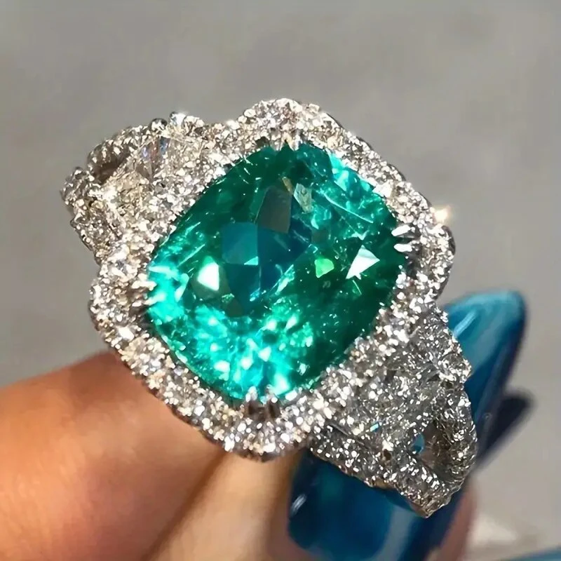 Huitan Women Silver Color Fancy Ring Inlaid Bright Green CZ Fashion Party Wedding Versatile Accessories for Lady Luxury Jewelry
